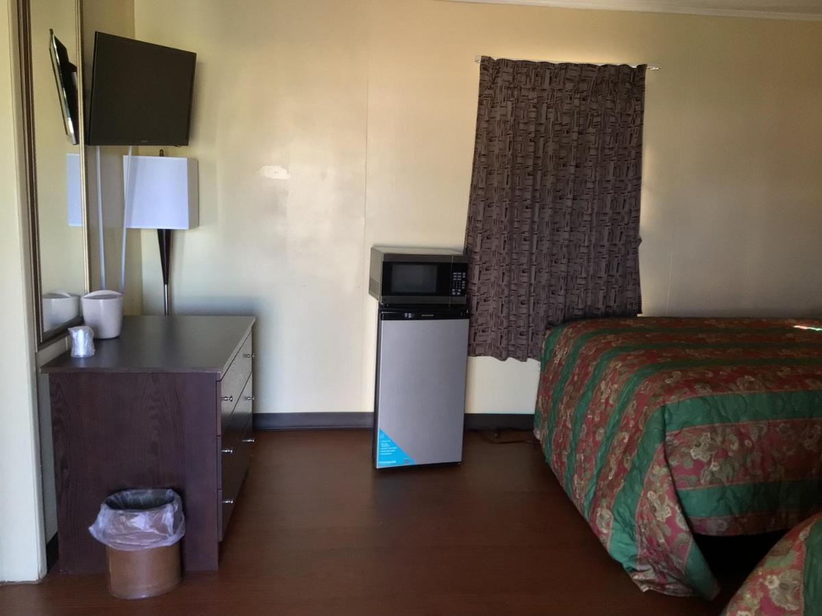 Skyland Inn - Bristol Hilander Park Ngoại thất bức ảnh